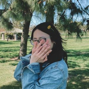 Meet your Posher, Alycia